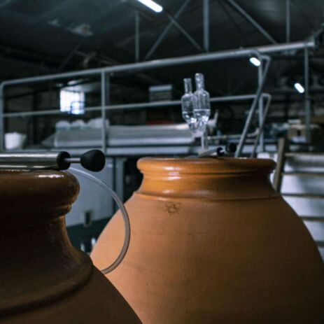 cave escaravaille 1570x785